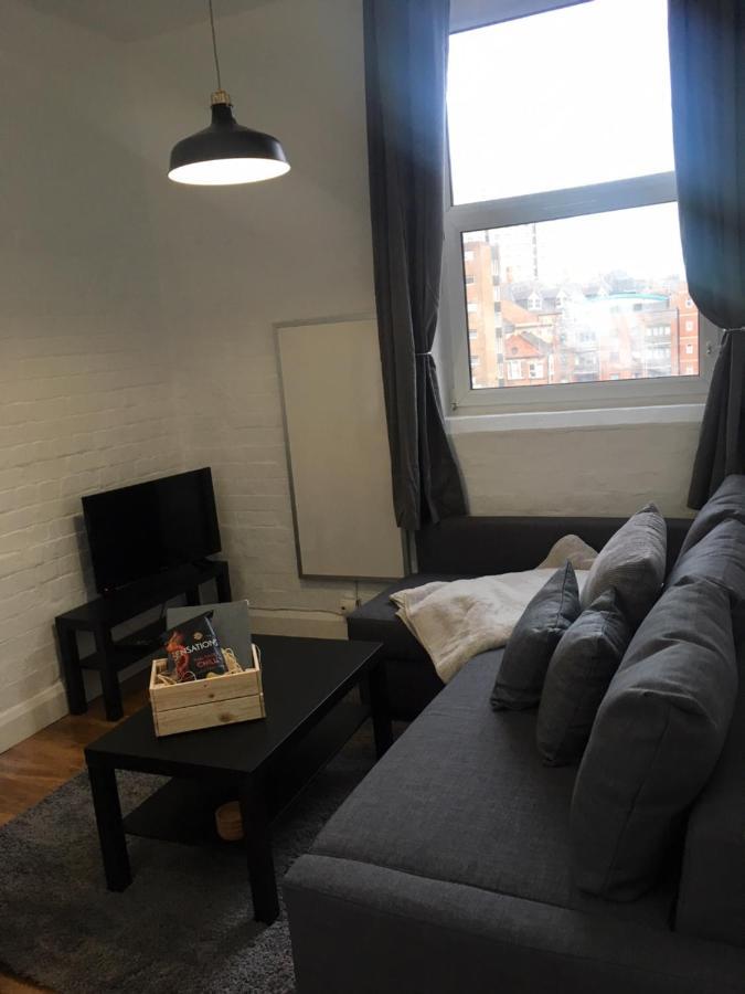 The Holt Apartment Leicester Exterior photo